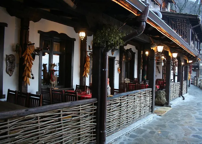 шапкова къща Konukevi 3*